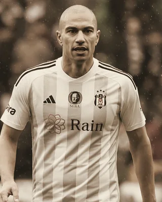 Gökhan Inler