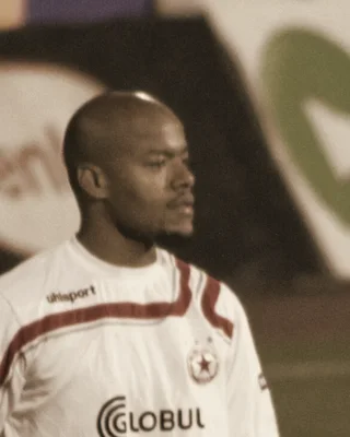 Raïs M'Bolhi