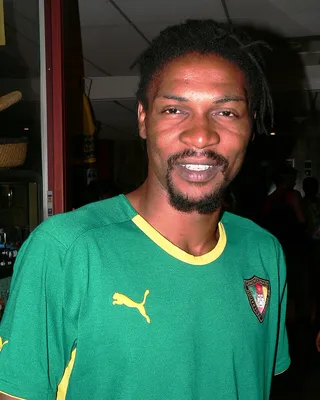 Rigobert Song