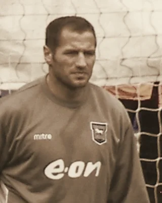 Shefki Kuqi