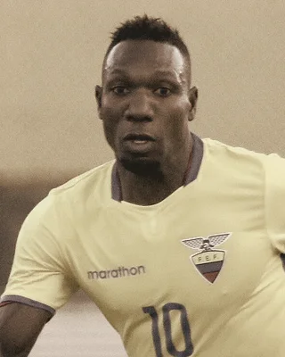 Walter Ayoví